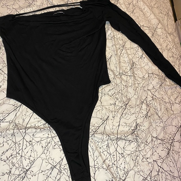Black body suit - Picture 1 of 2